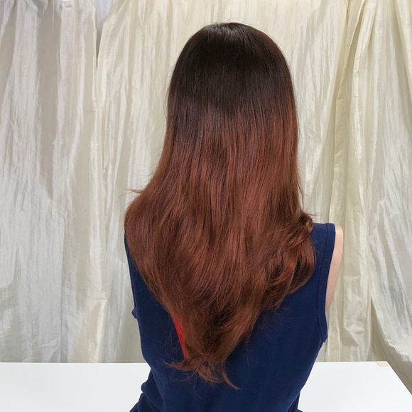 NWT Red Balayage Long Layers Mid Back Length Wig - Picture 3 of 8